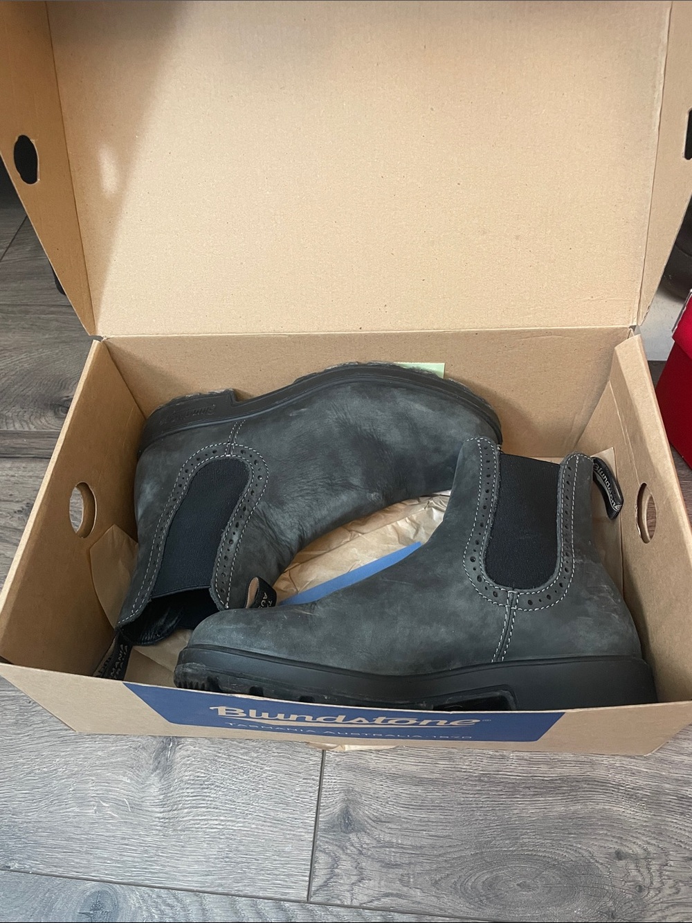 Gray Blundstones